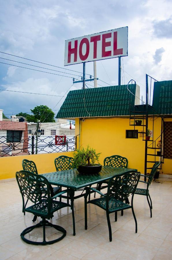 קמפצ'ה Hotel Villa Angeles מראה חיצוני תמונה